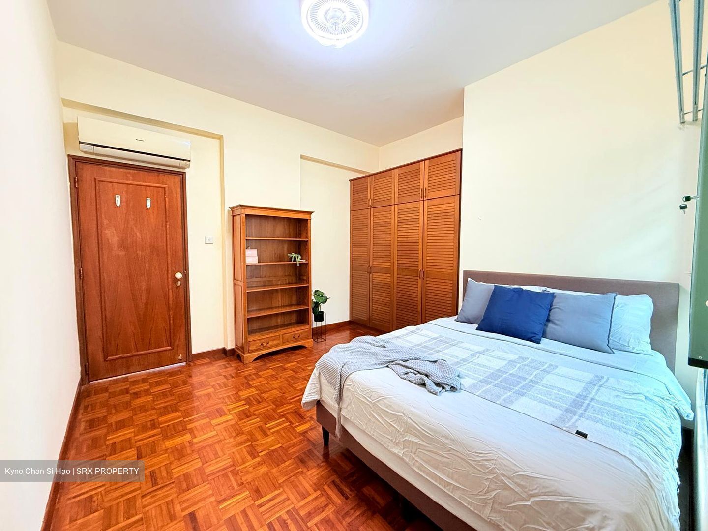 Gold Coast Condo (D5), Condominium #481401021